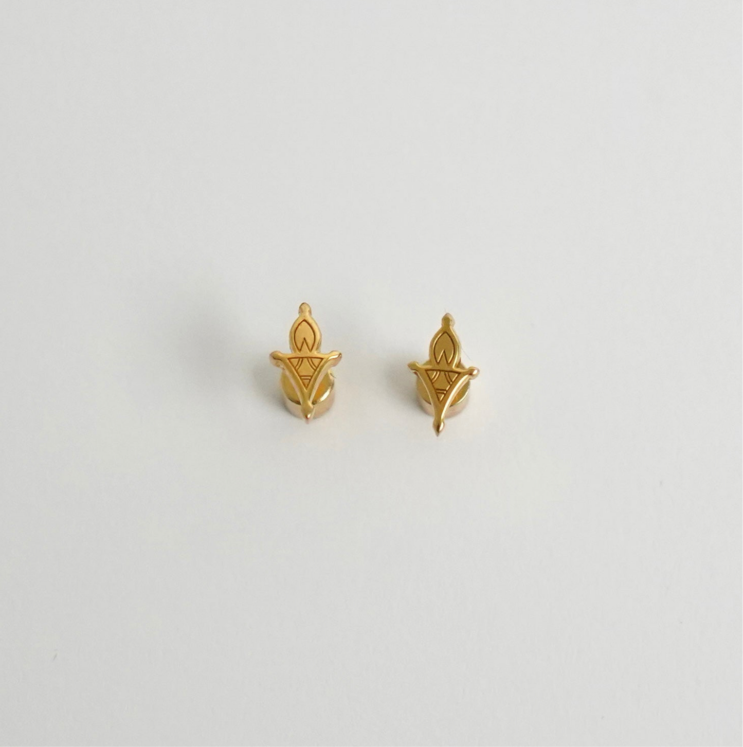 Bagzan Stud Earrings ©