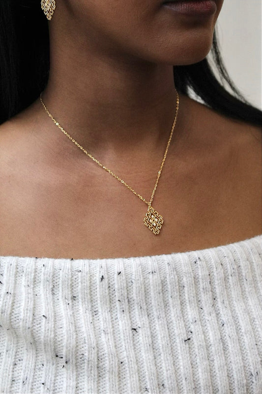 Lion's Paw Symbol Pendant ©