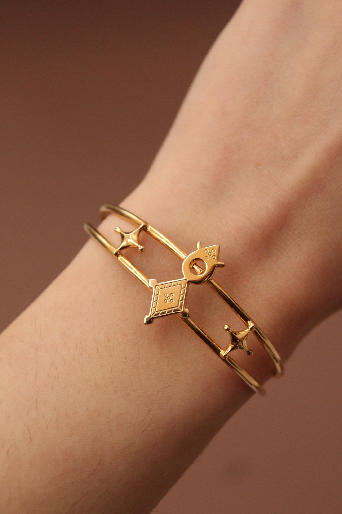 Agadez Adjustable Bangle ©